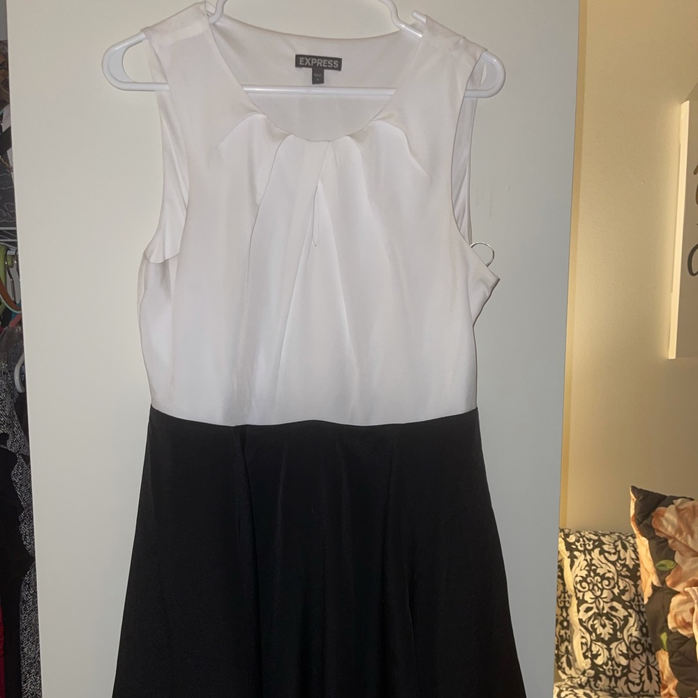 Express knee length two tone black and white dress